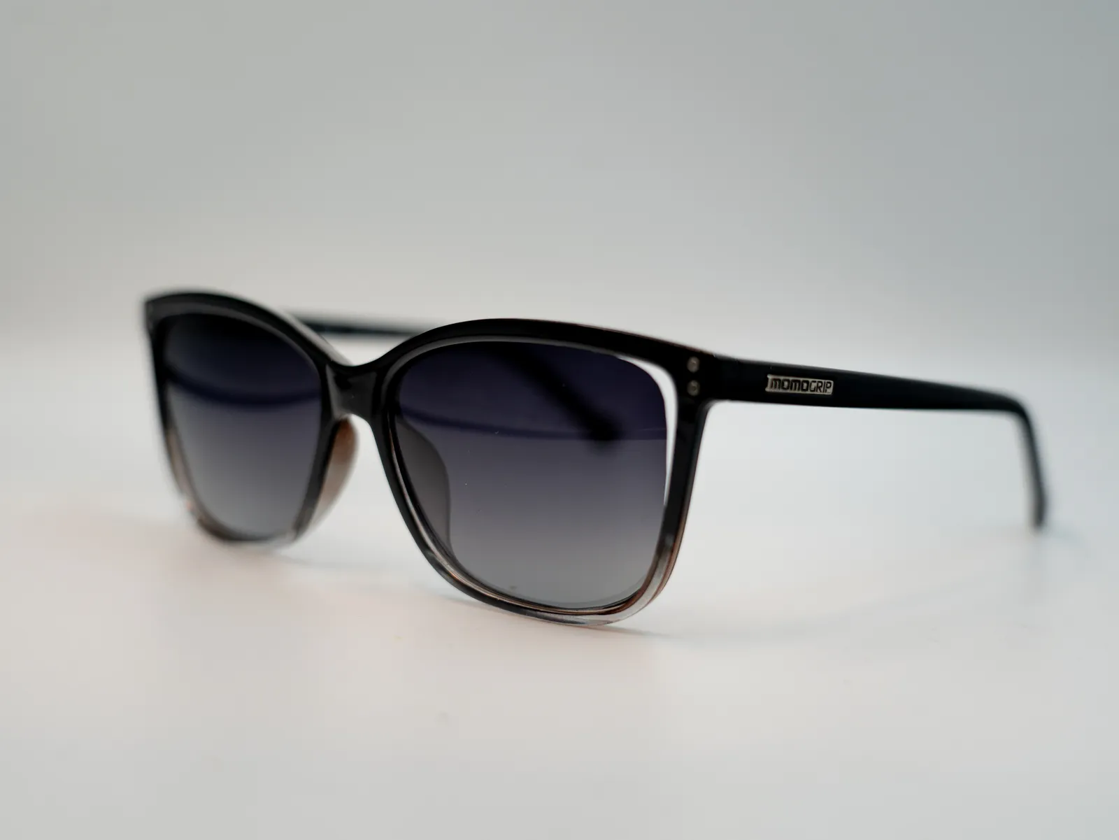 MOMO GRIP Cuadrado acetato, vista alternativa