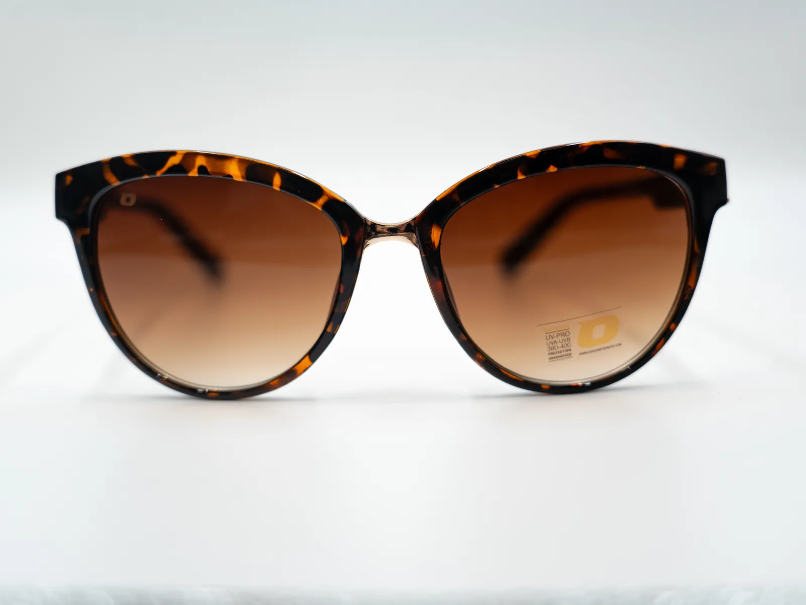 OVADIA Cat eye